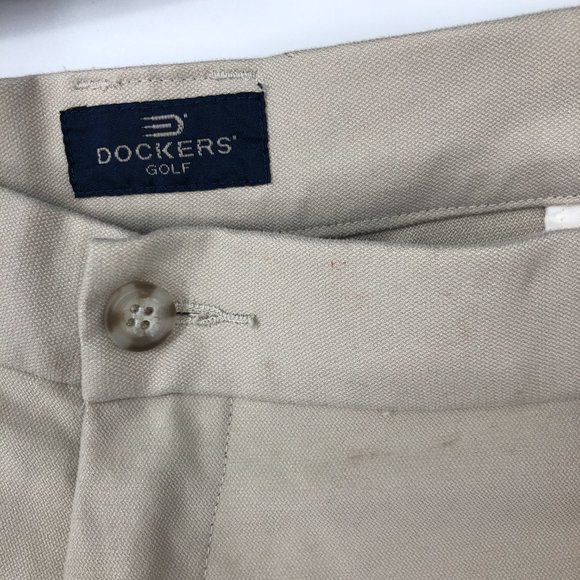 Dockers Golf Shorts Size 40 Mens Flat Front Chino Casual Khaki - Picture 4 of 6